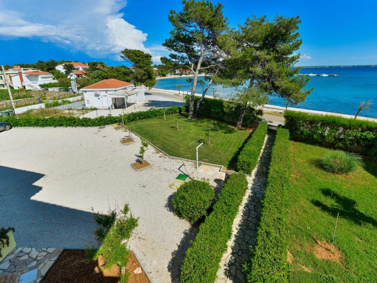 Apartments In House Liveric, In Vir At The Beach ภายนอก รูปภาพ
